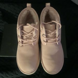 UGG Mens pink boot